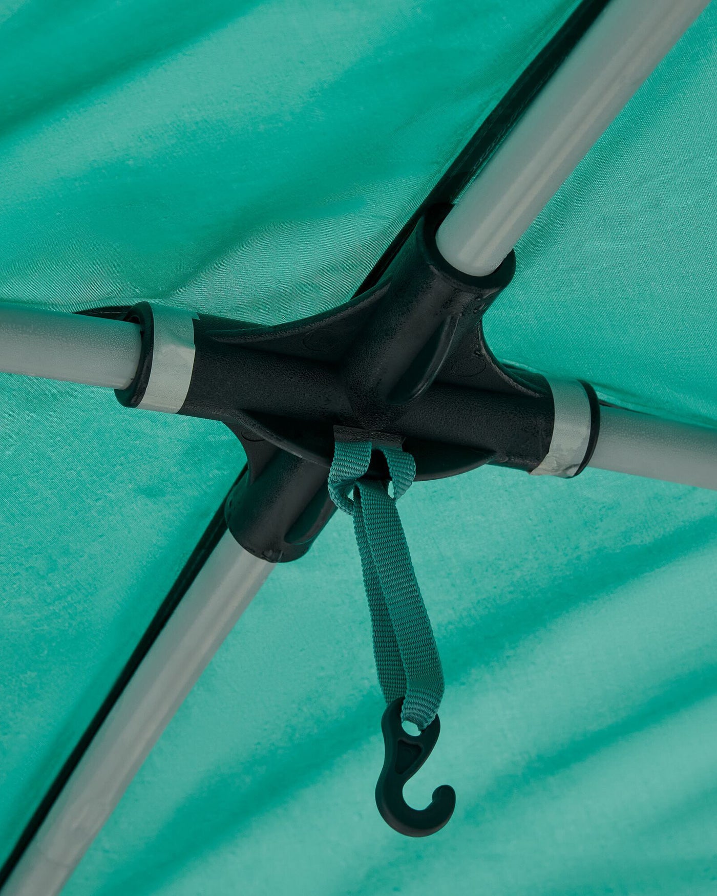 a0377_o5f_retreat_dayroom_shelter_v2_green_bl_f_1743631799000