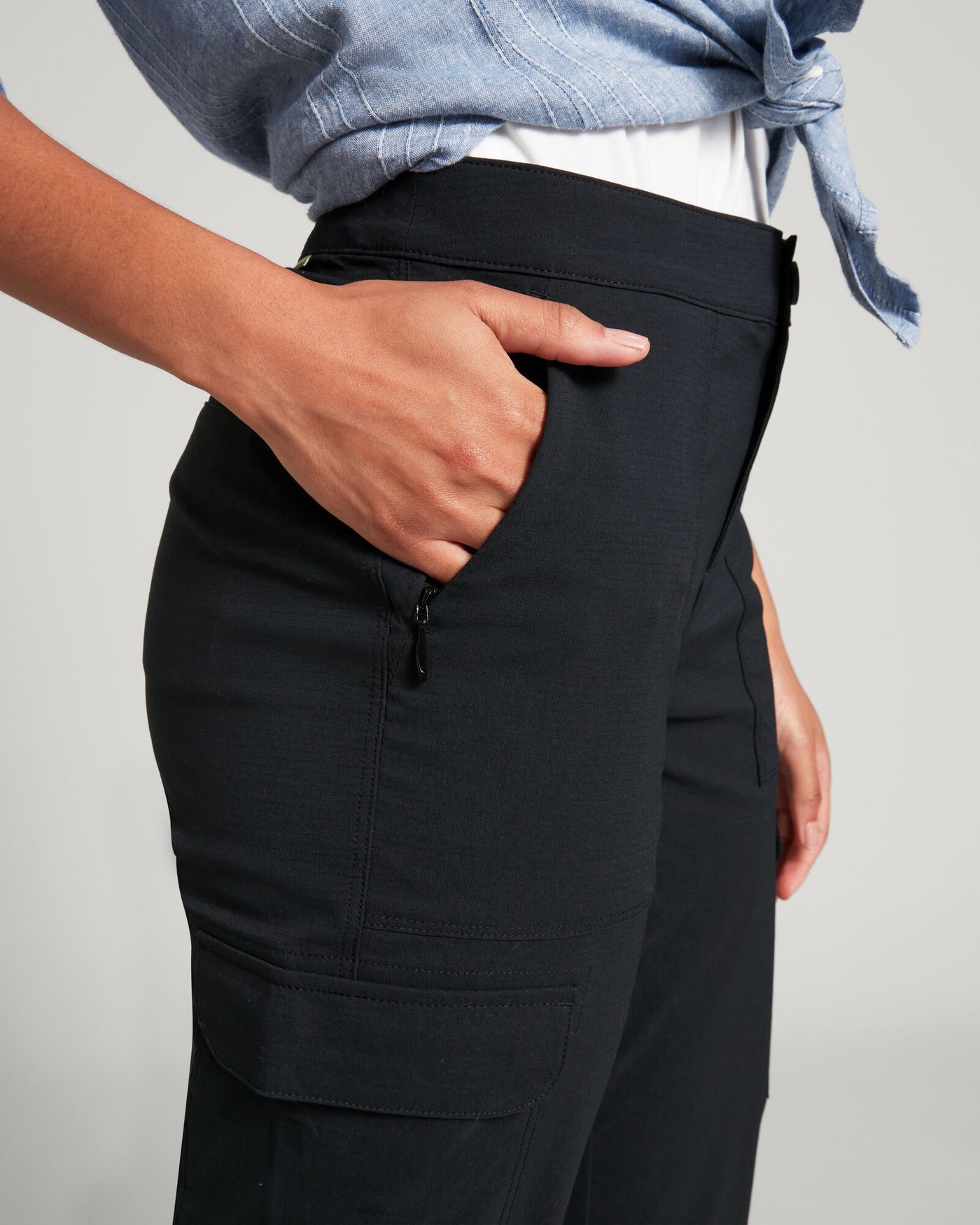 a0708_902_miro_womens_3_quarter_pants_e_1743634979000
