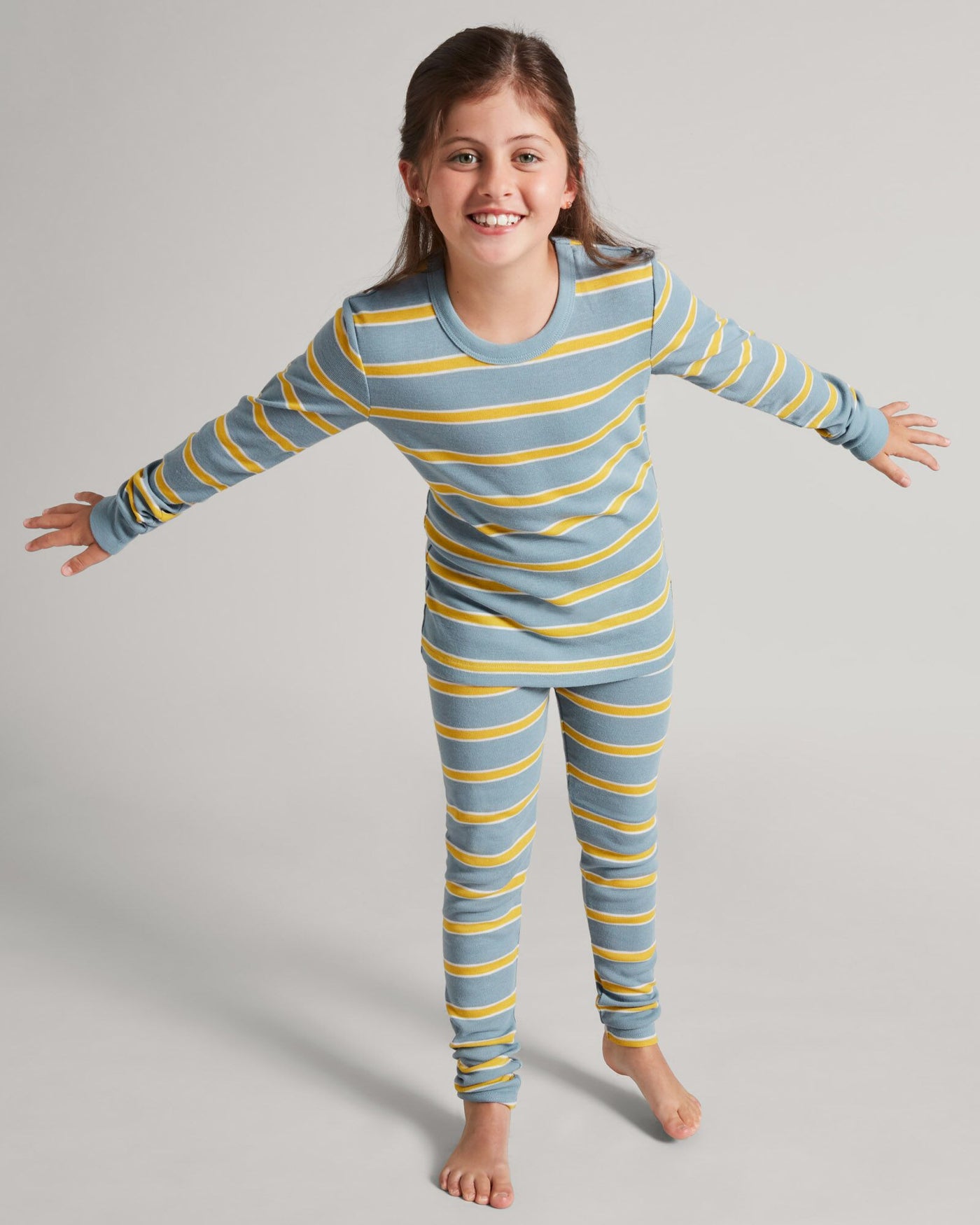 a1064_o31_kmdcore_long_sleeve_top_kids_blue_yello_b_1744346281000