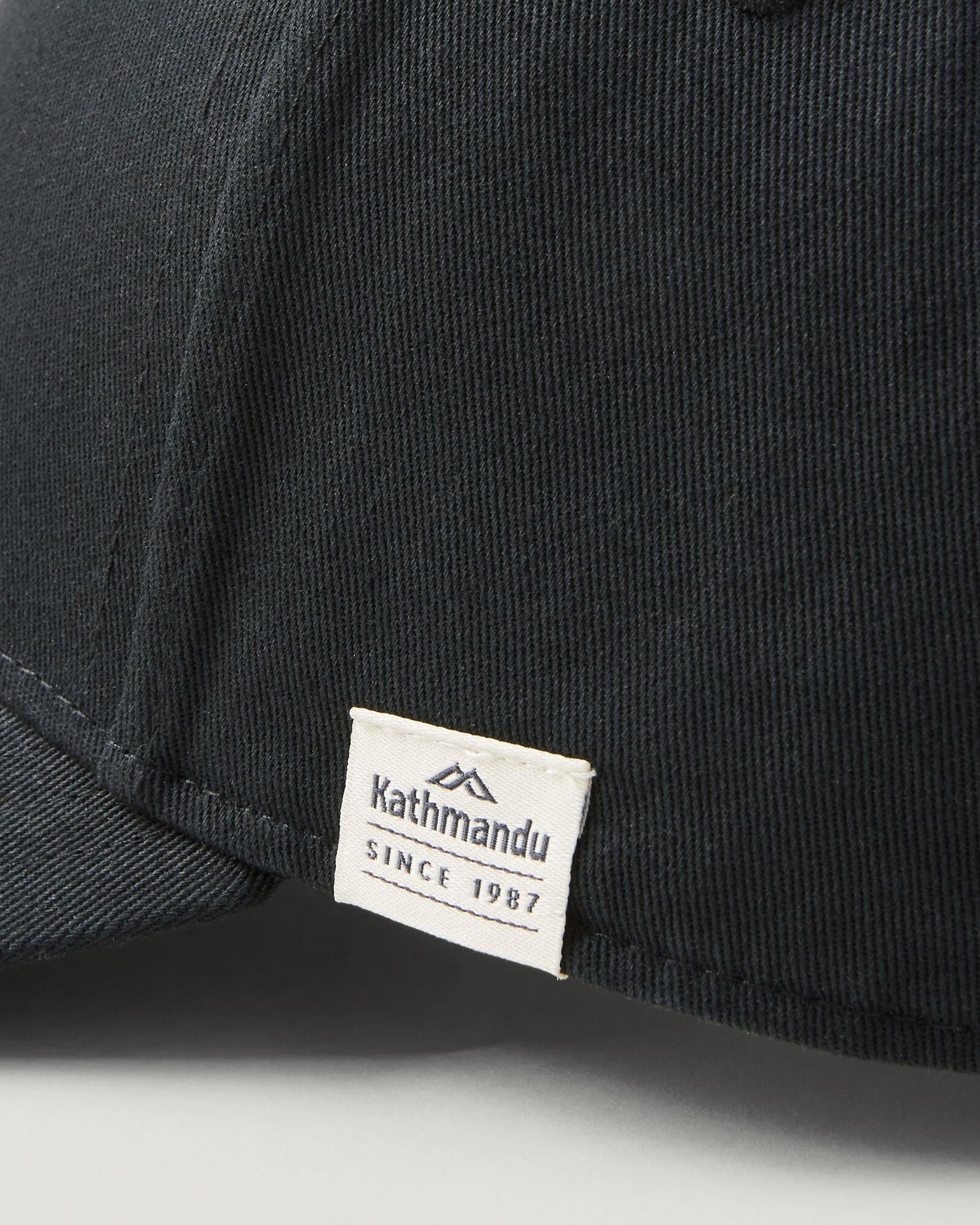 a1179_902_medwin_low_cap_black_e_1742173571000