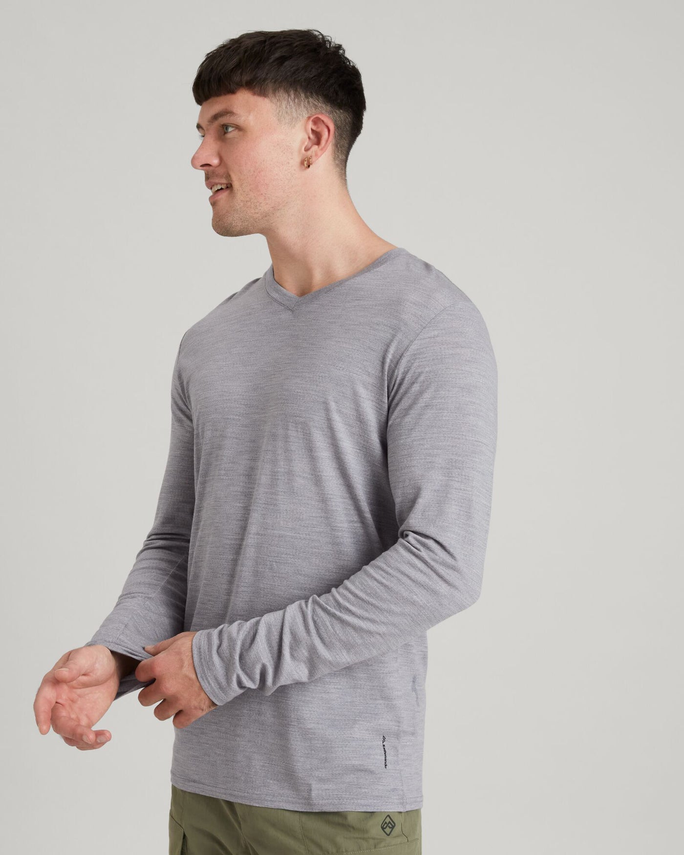 a1233_489_mens_100_percent_merino_long_sleeve_v_c_1743629712000