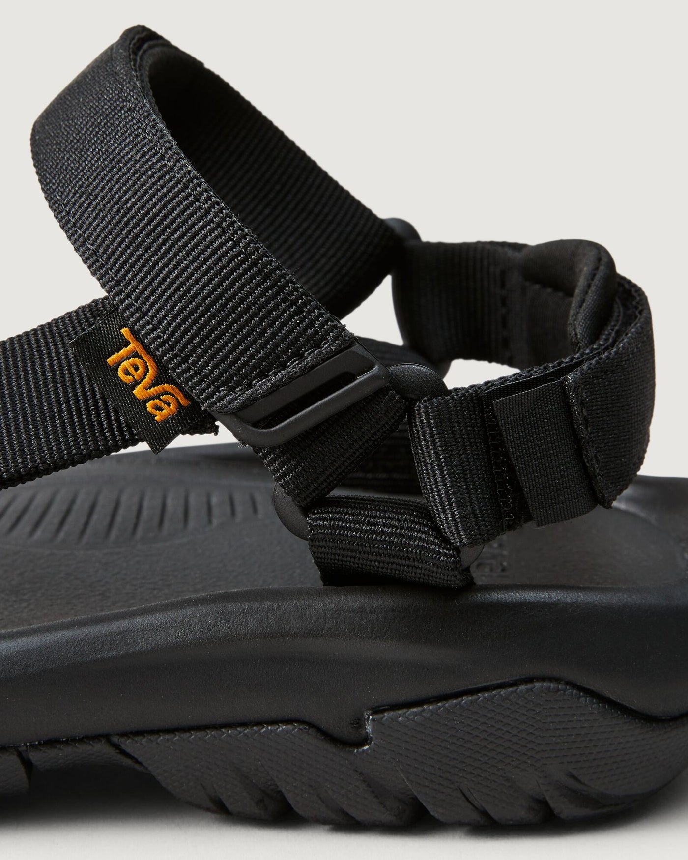 a1277_902_teva_hurricane_xlt_2_womens_sandal_d_1744345523000