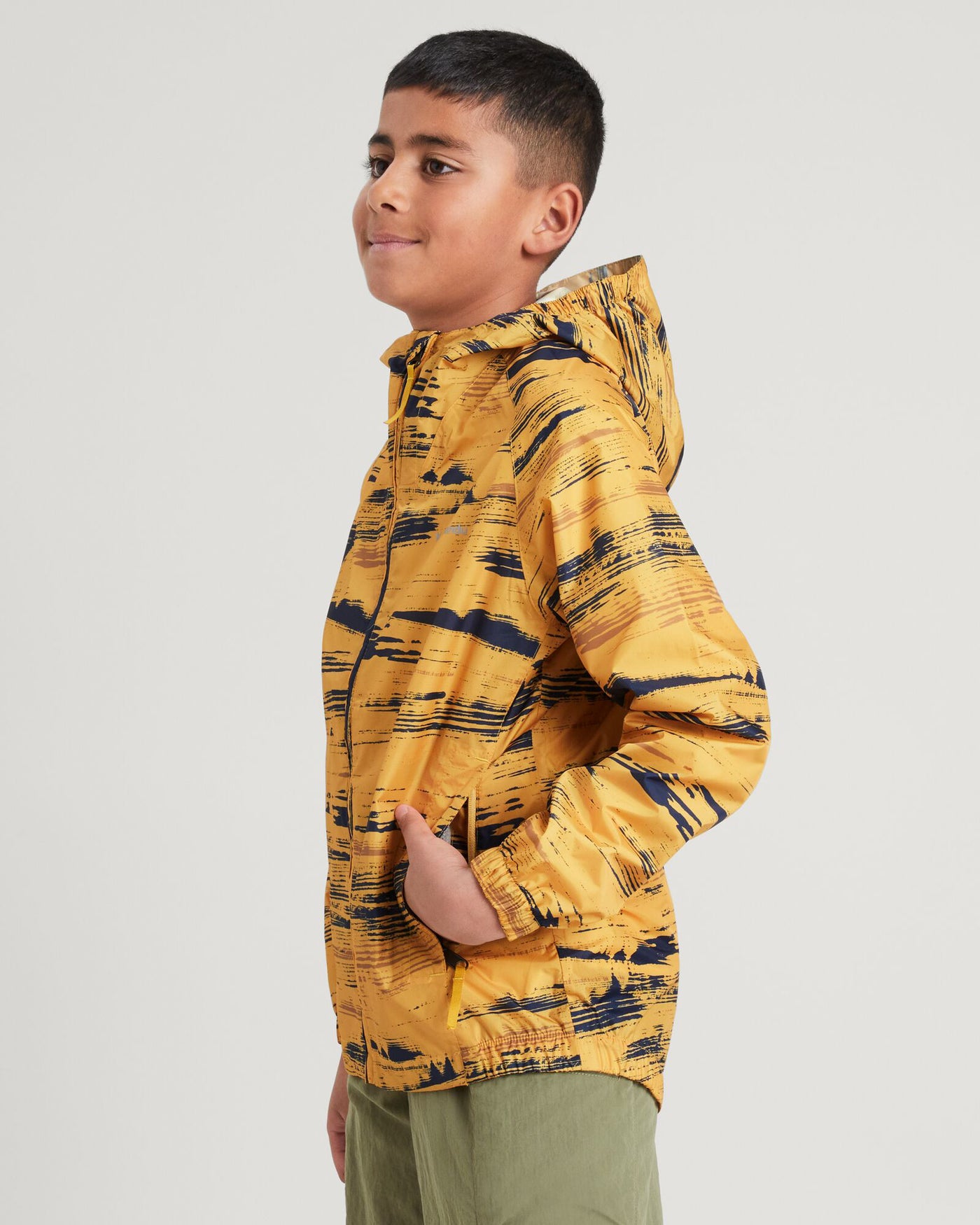 a1395_ob6_pocket-it_2l_youth_rain-jacket_gold_black_c_1744346284000