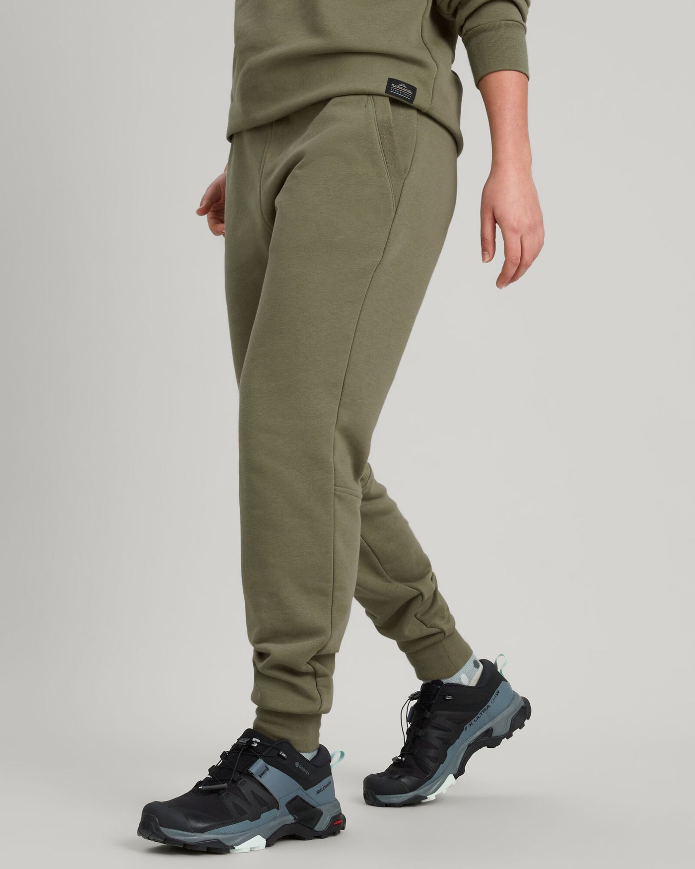 a1668_o4v_any_time_lt_sweats_jogg_d_1743634097000