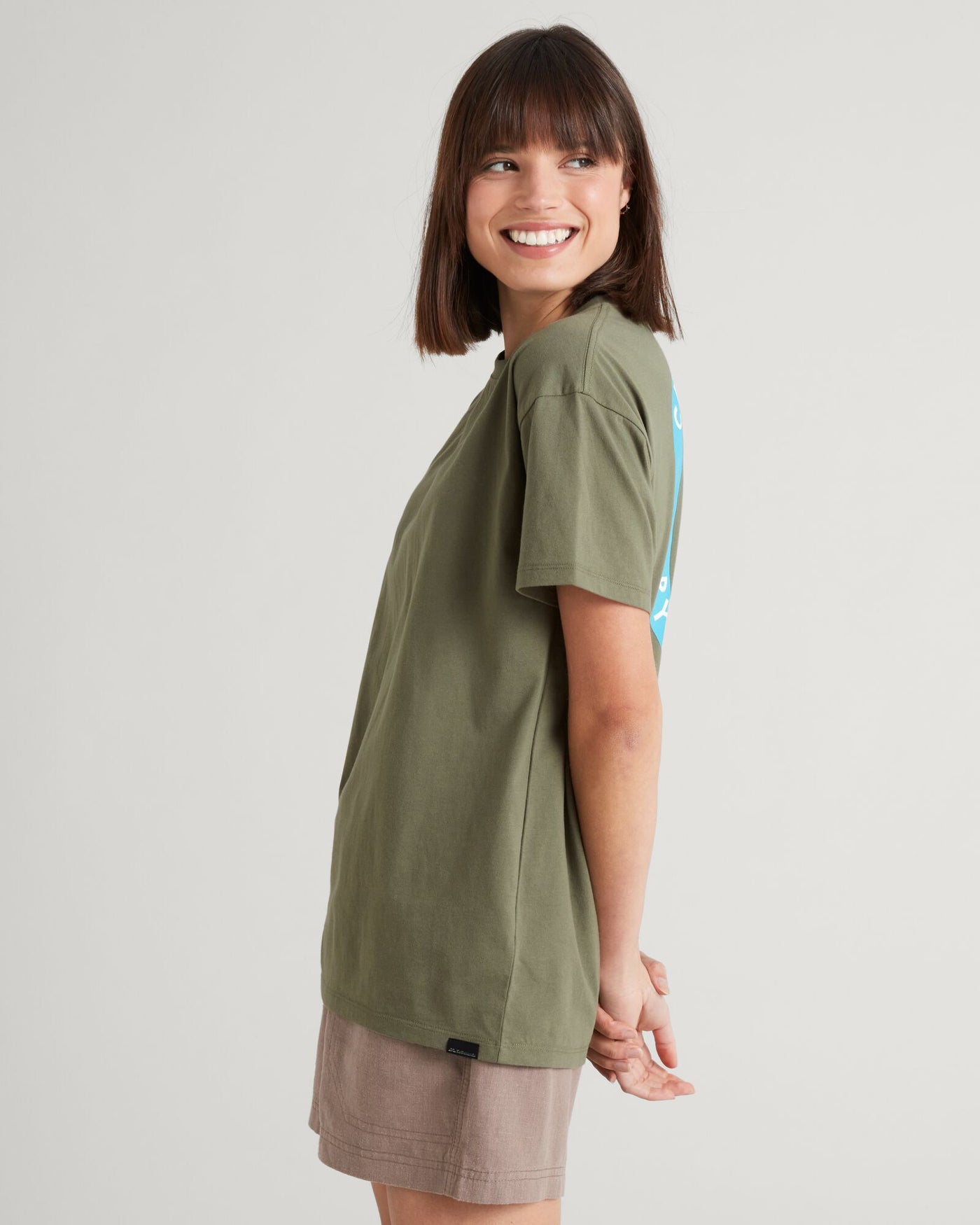 a1697_o4v_lukejohnmatthewarnold_kea_womens_short_sleeve_t_c_1743630630000