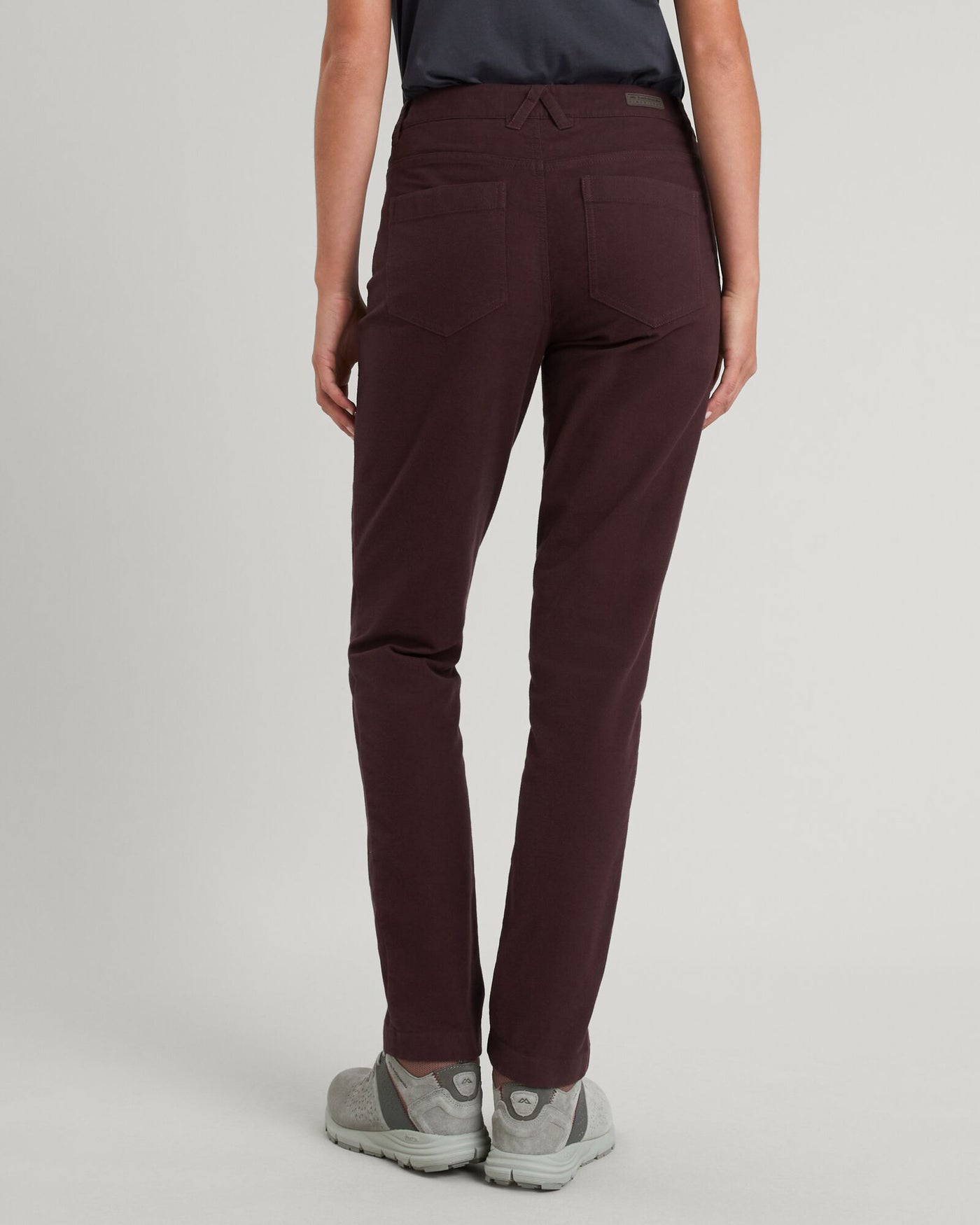 b0243_o4n_flight_moleskin_womens_pants_pink_d_1743633793000