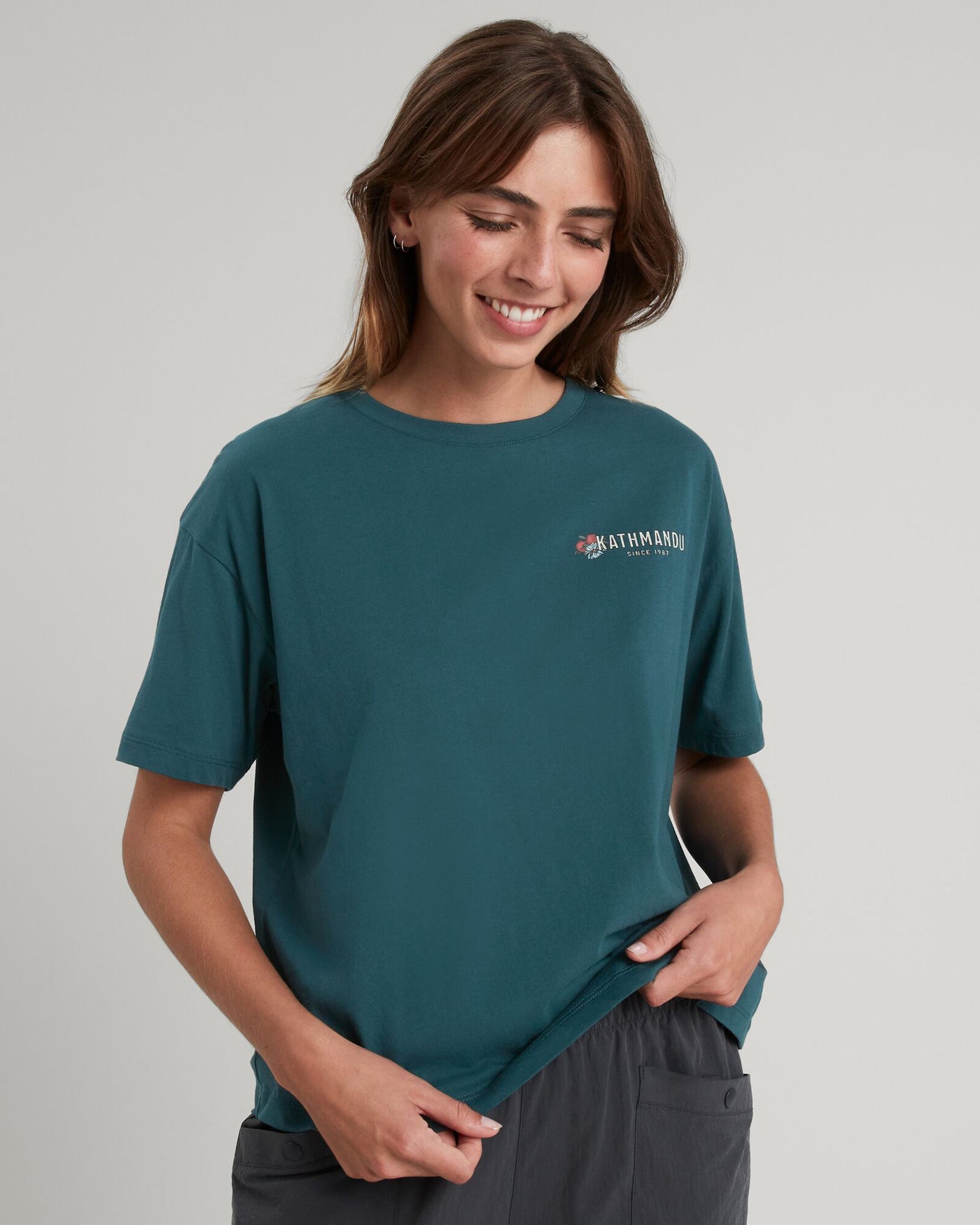 b0262_o8c_star_gazing_womens_short_sleeve_tee_a_1743630372000