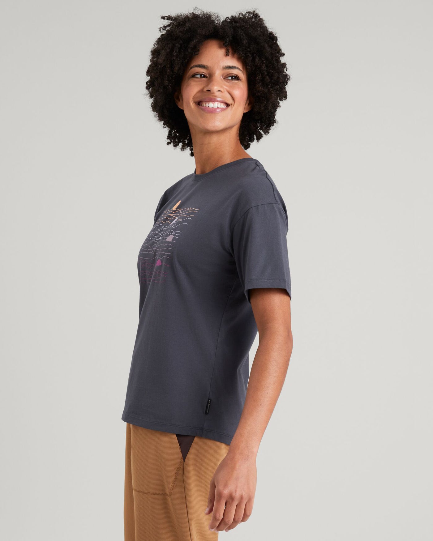 b0266_o4t_sunrise_lines_womens_short_sleeve_te_c_1743629981000