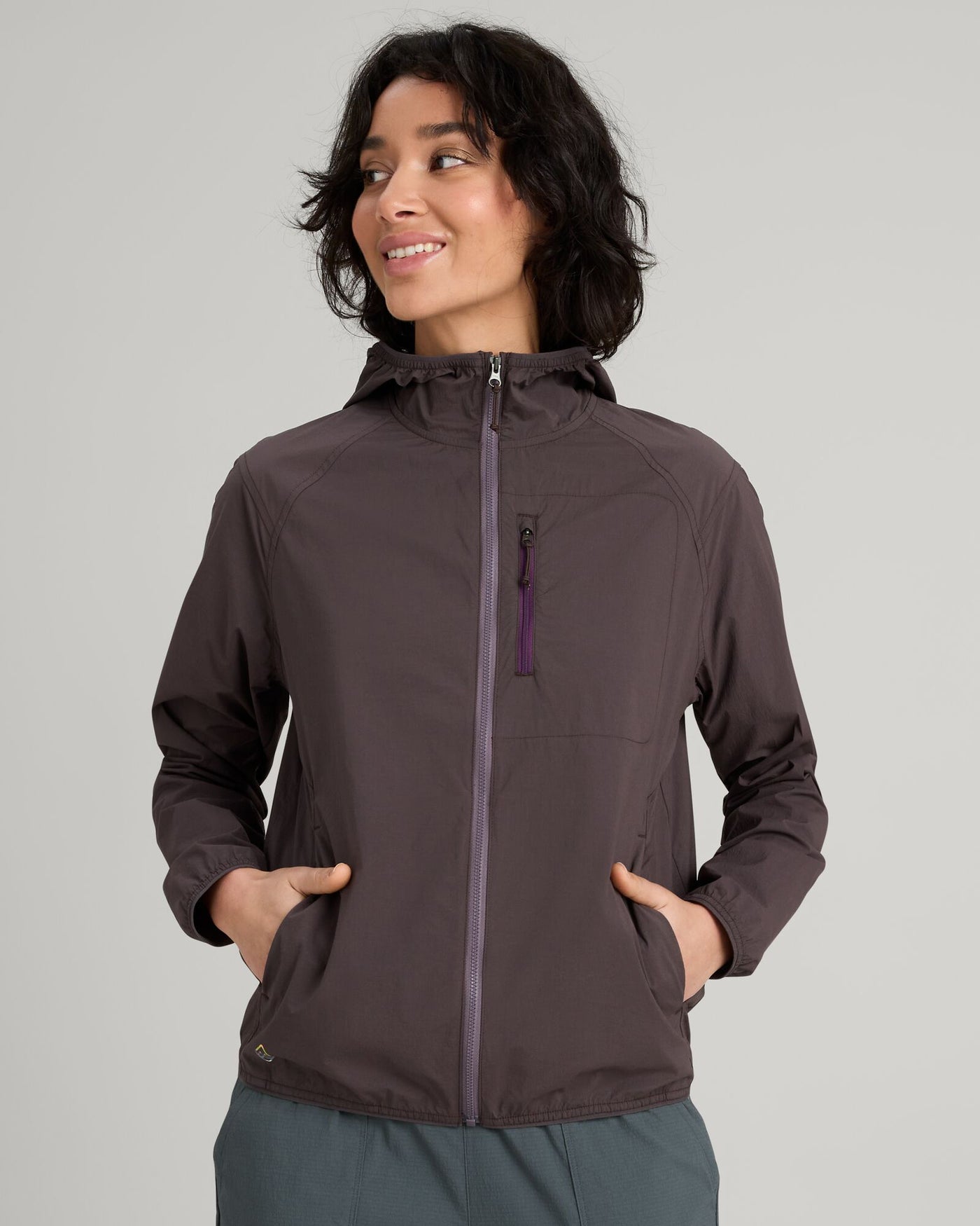 b0400_o4o_evry_where_stretch_womens_wind_jacket_brown_a_1744346171000