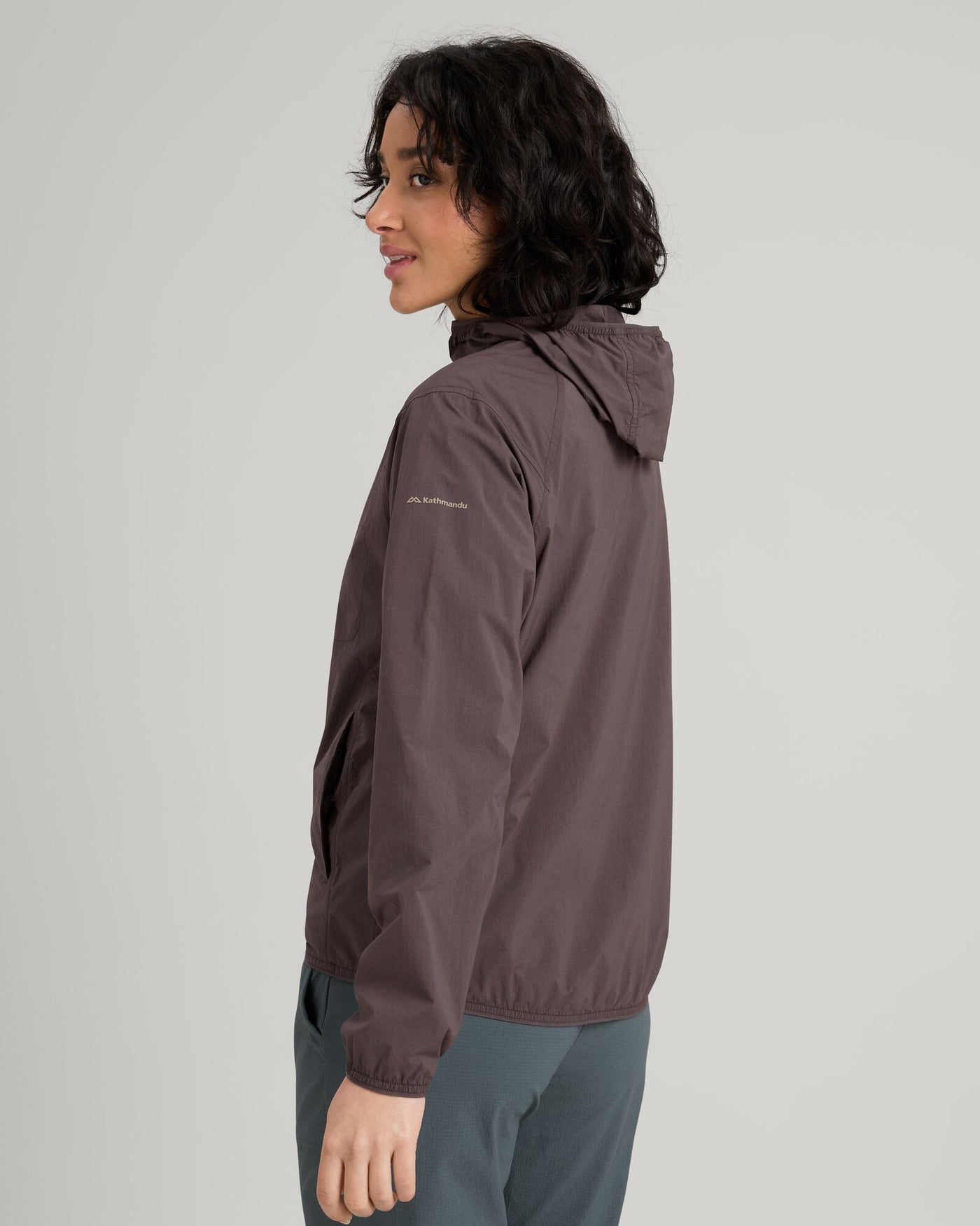 b0400_o4o_evry_where_stretch_womens_wind_jacket_brown_c_1744346158000