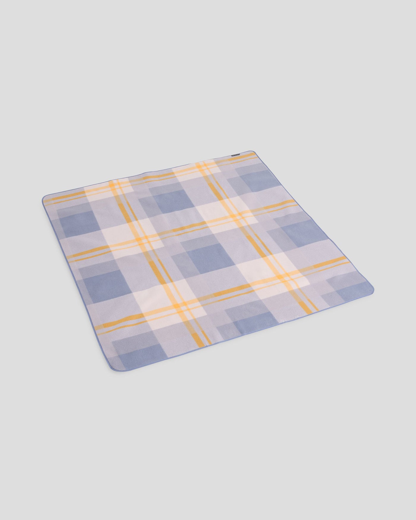 b0445_om0_roamer_picnic_rug_medium_purp_b_1743631107000