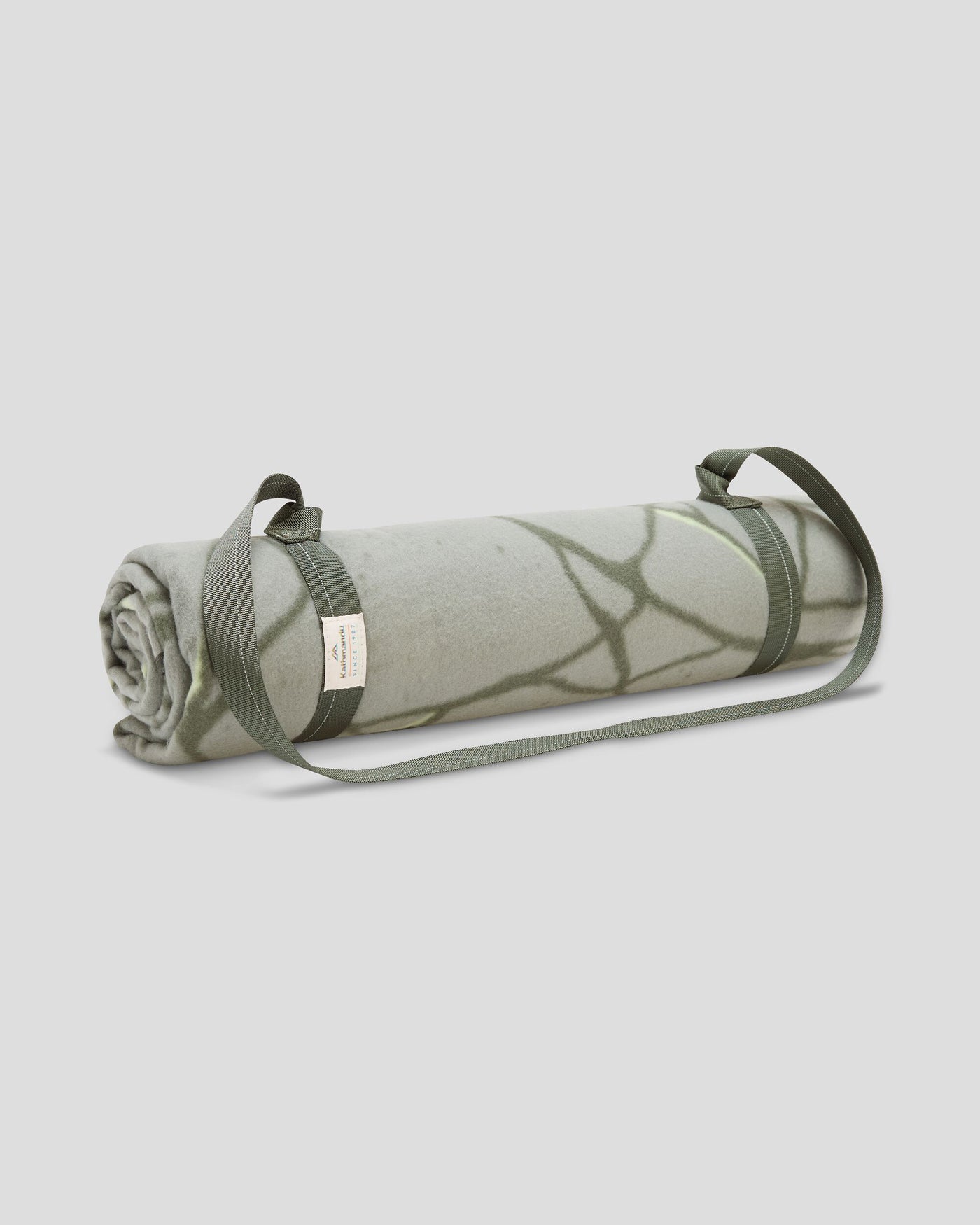 b0445_omp_roamer_picnic_rug_medium_gre_a_1743631109000