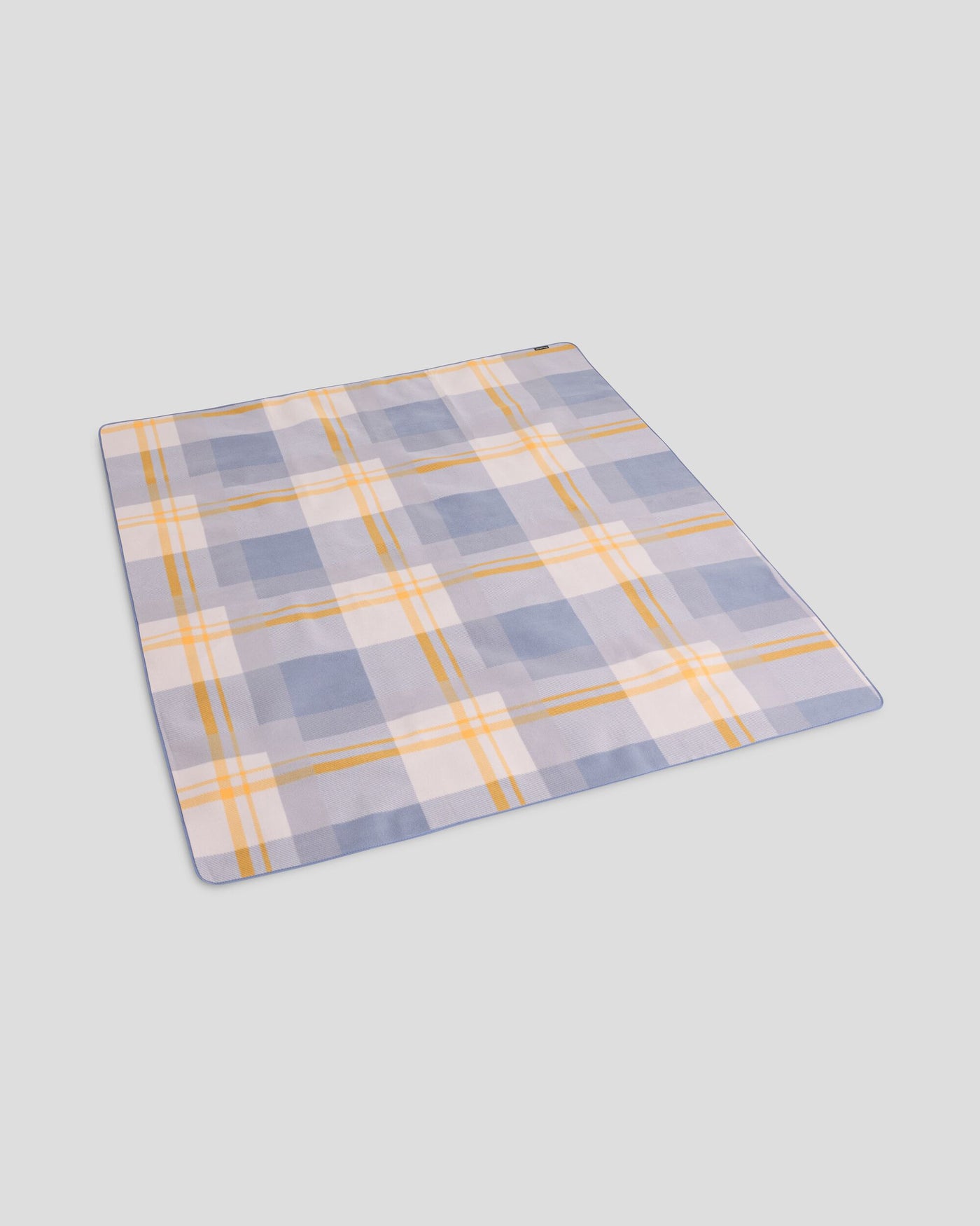 b0446_om0_roamer_picnic_rug_large_purp_b_1743631111000