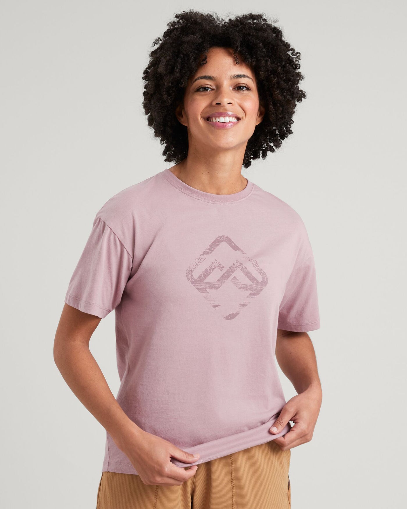 b0473_nwf_geo_glitch_icon_womens_short_sleeve_te_a_1743630656000