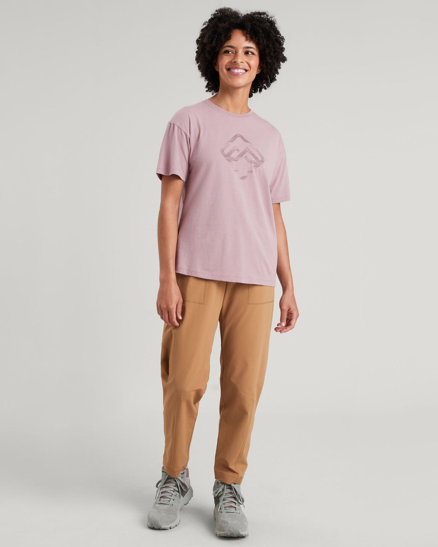b0473_nwf_geo_glitch_icon_womens_short_sleeve_te_b_1743630542000