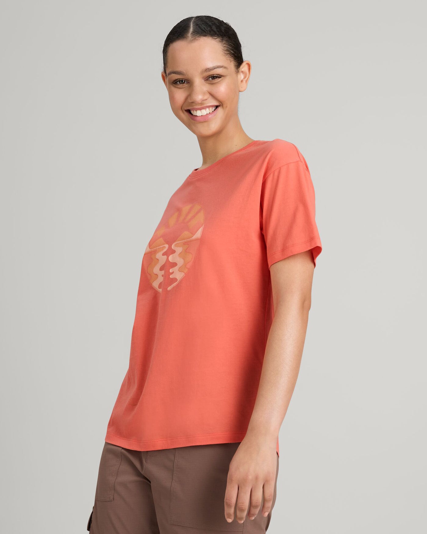 b0502_oei_retro_sunset_womens_organic_cotton_short_sleeve_tee_c_1743629819000