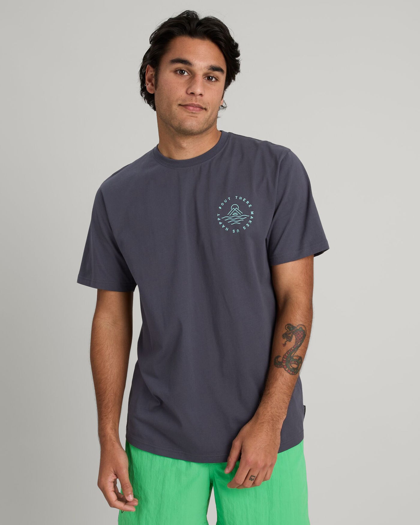 b0509_o4t_out_there_mens_organic_cotton_short_sleeve_tee_grey_a_1744346239000
