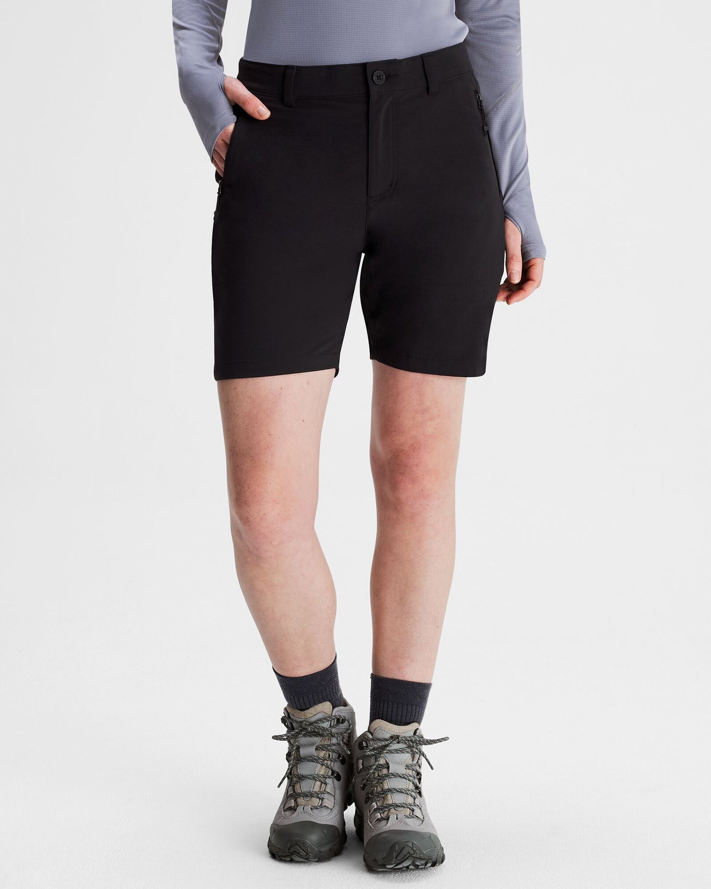b0663_902_flinders_womens_7_inch_shorts_a_1743633124000