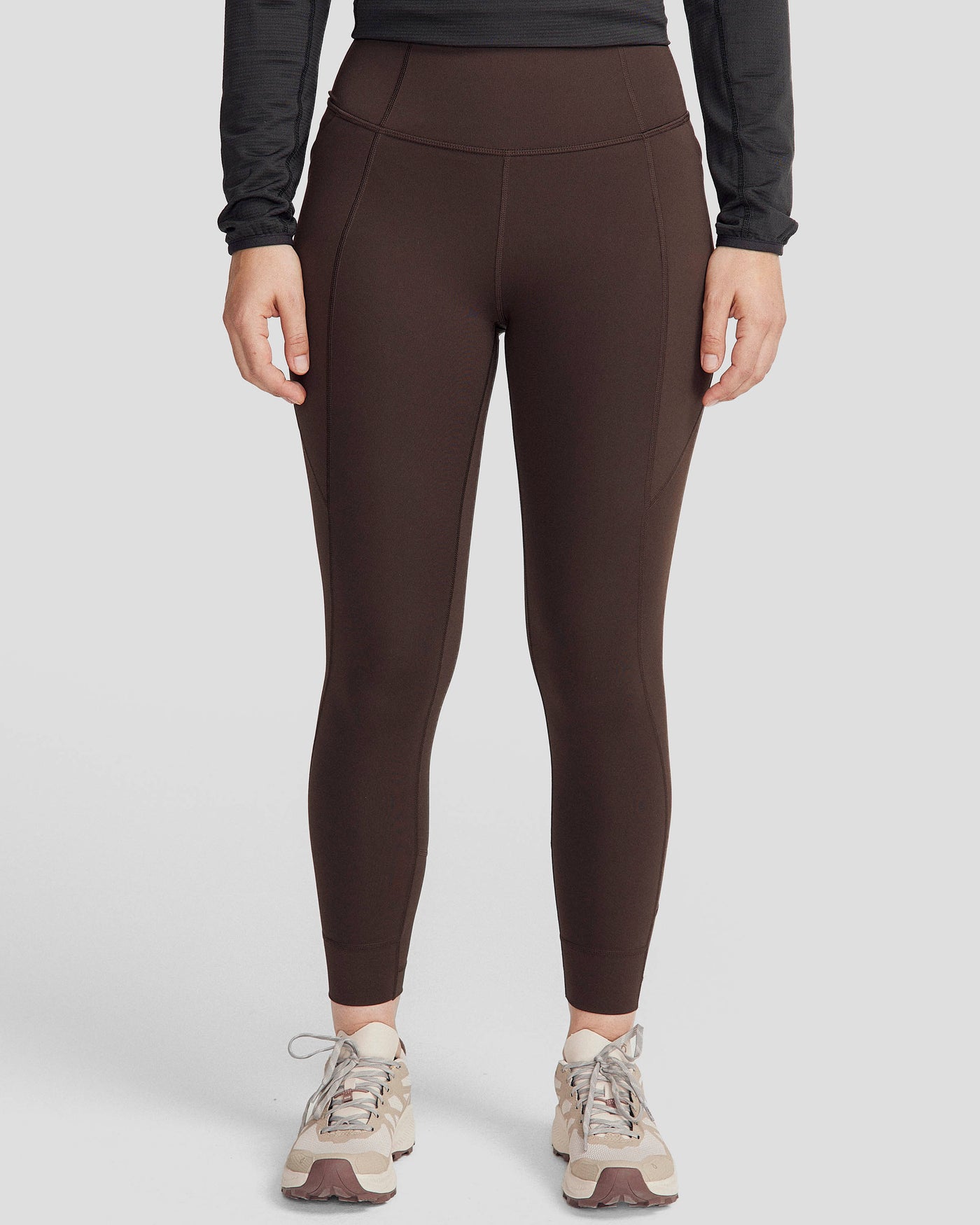 b0736_of9_seeker_womens_7_8_leggings_a_1743628940000