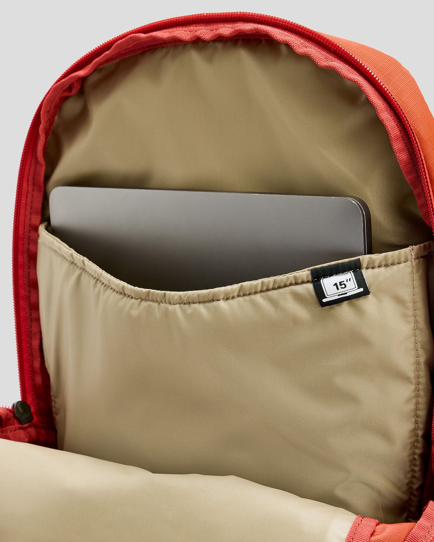 b0787_679_axon_everyday_backpack_2_d_1743630892000