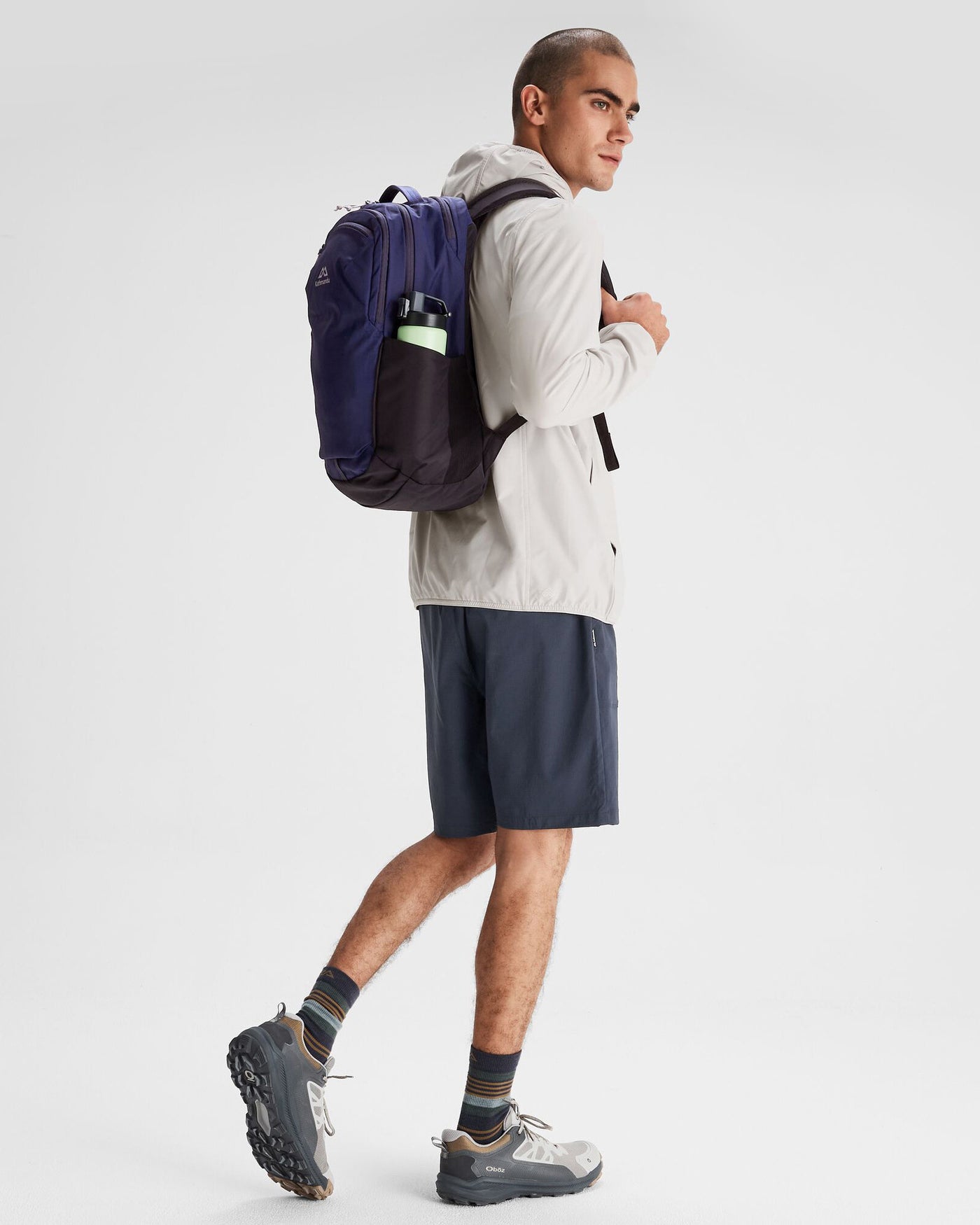 b0789_ofc_axon_everyday_backpack_25l_b_1743632748000