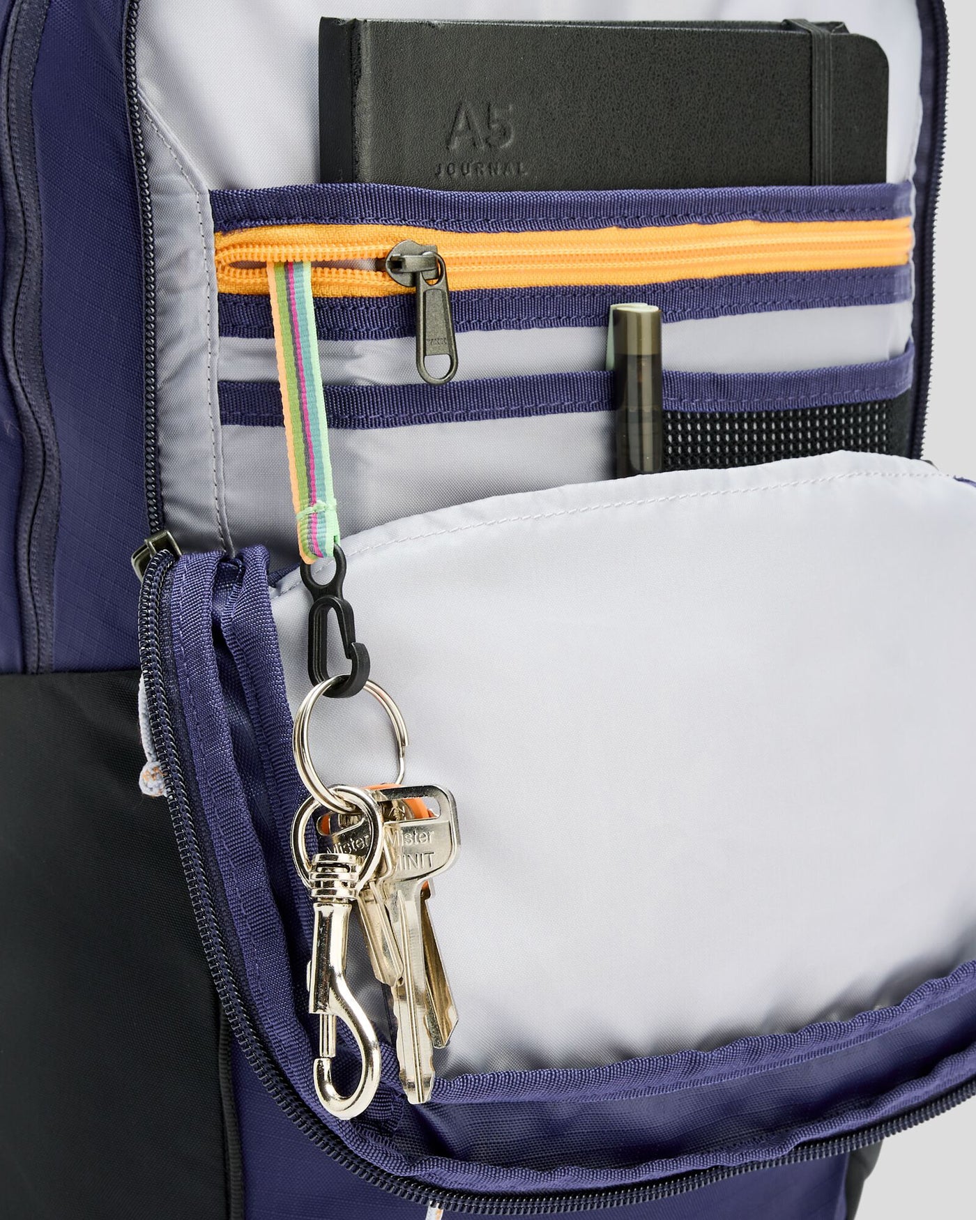 b0789_ofc_axon_everyday_backpack_25l_d_1743630872000