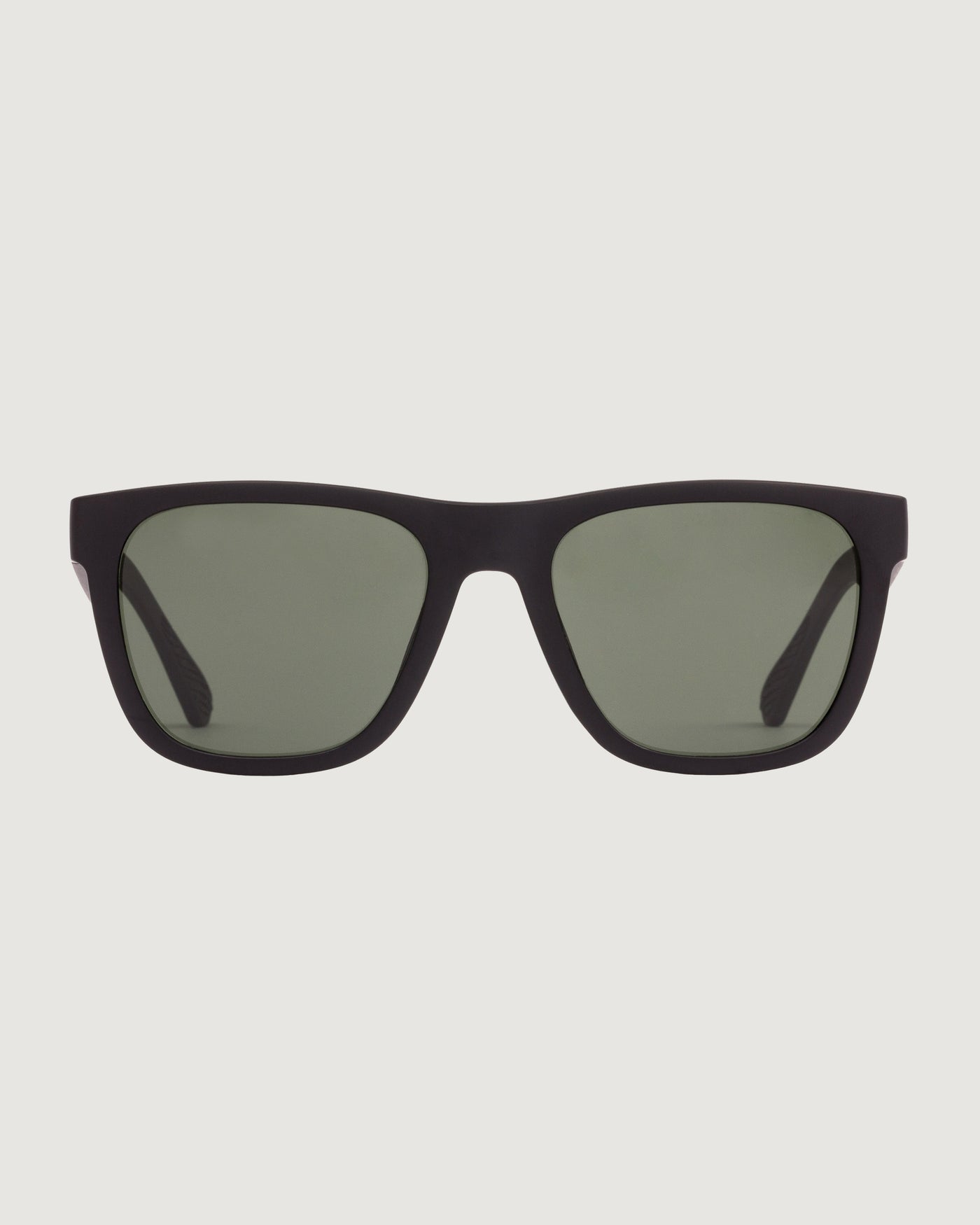 b0829_oiw_otis_strike_sport_sunglasses_matte_bl_a_1743731794000