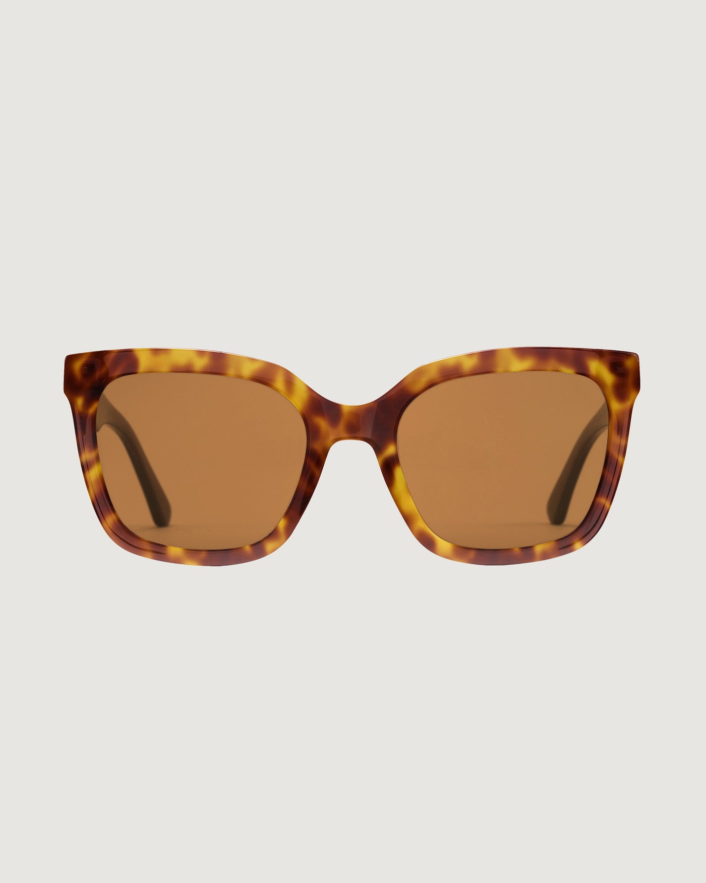 b0832_oip_otis_pursuit_sunglass_a_1743630832000