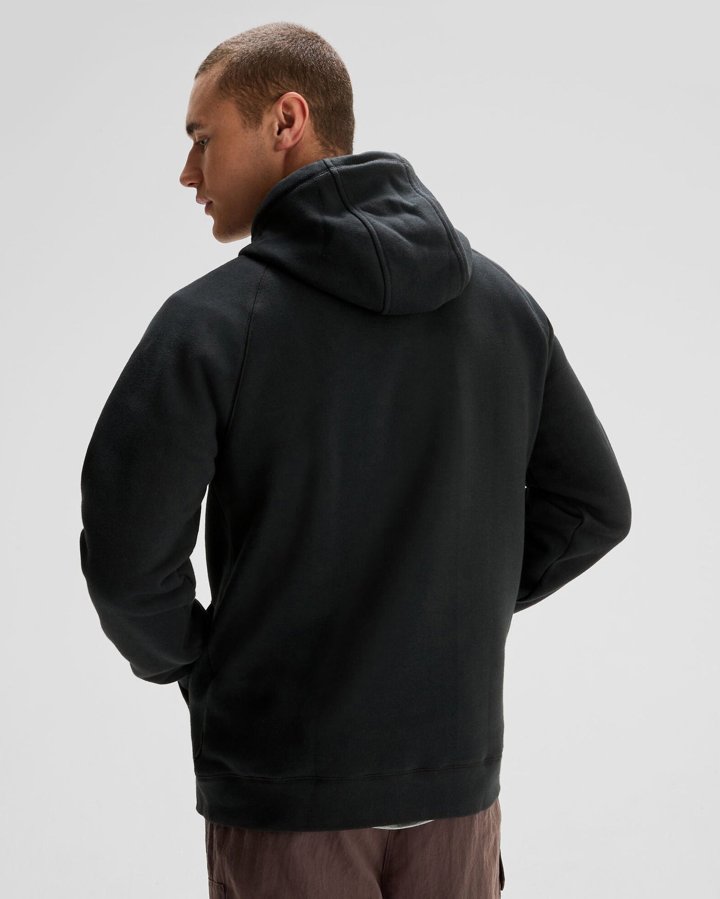 b0847_902_logo_mens_bb_hoodie_d_1743632607000