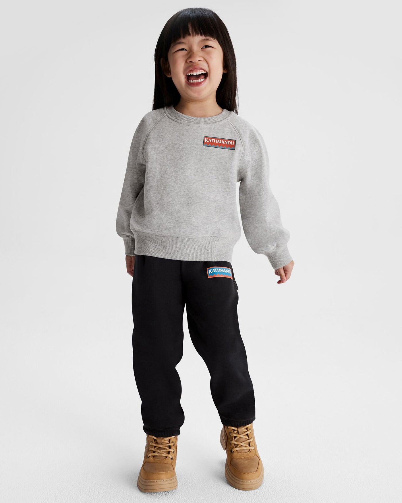 b0870_a54_heritage_logo_kids_lt_bb_cre_b_1743632582000