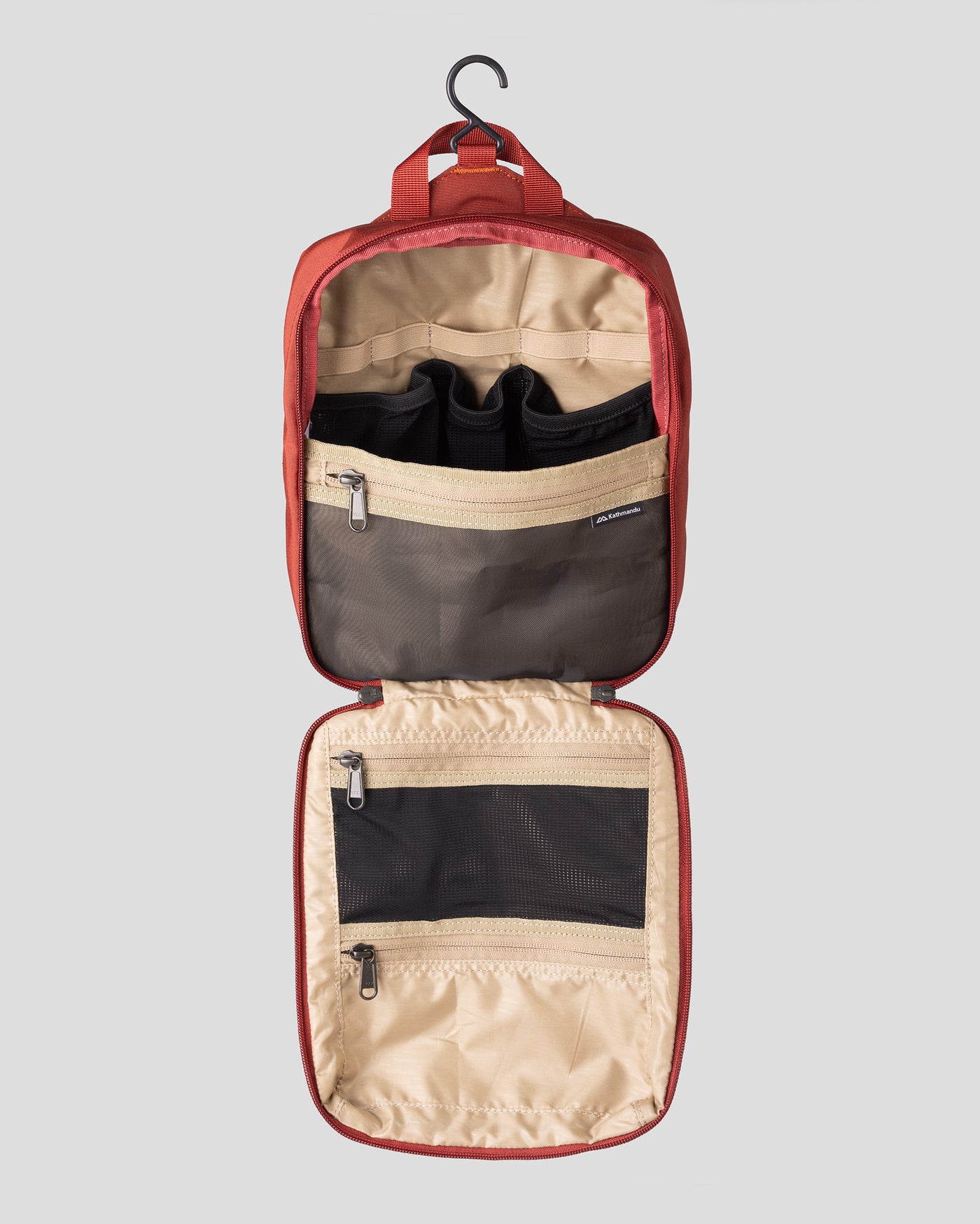 b0975_nmu_hanging_toiletry_kit_b_1743628640000