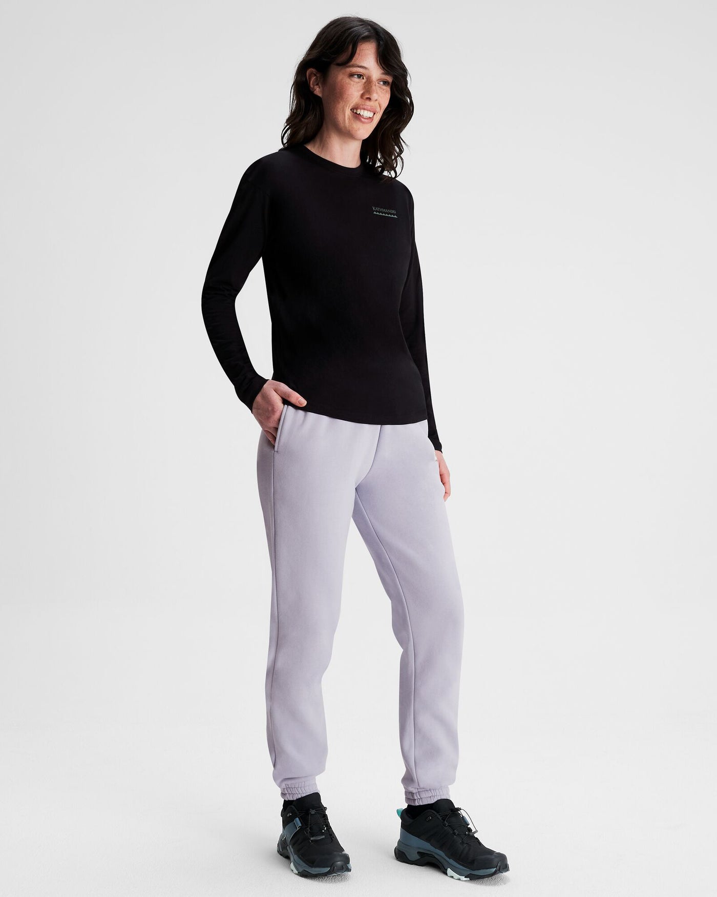 b0988_okq_logo_womens_heritage_bb_joggers__b_1744346239000