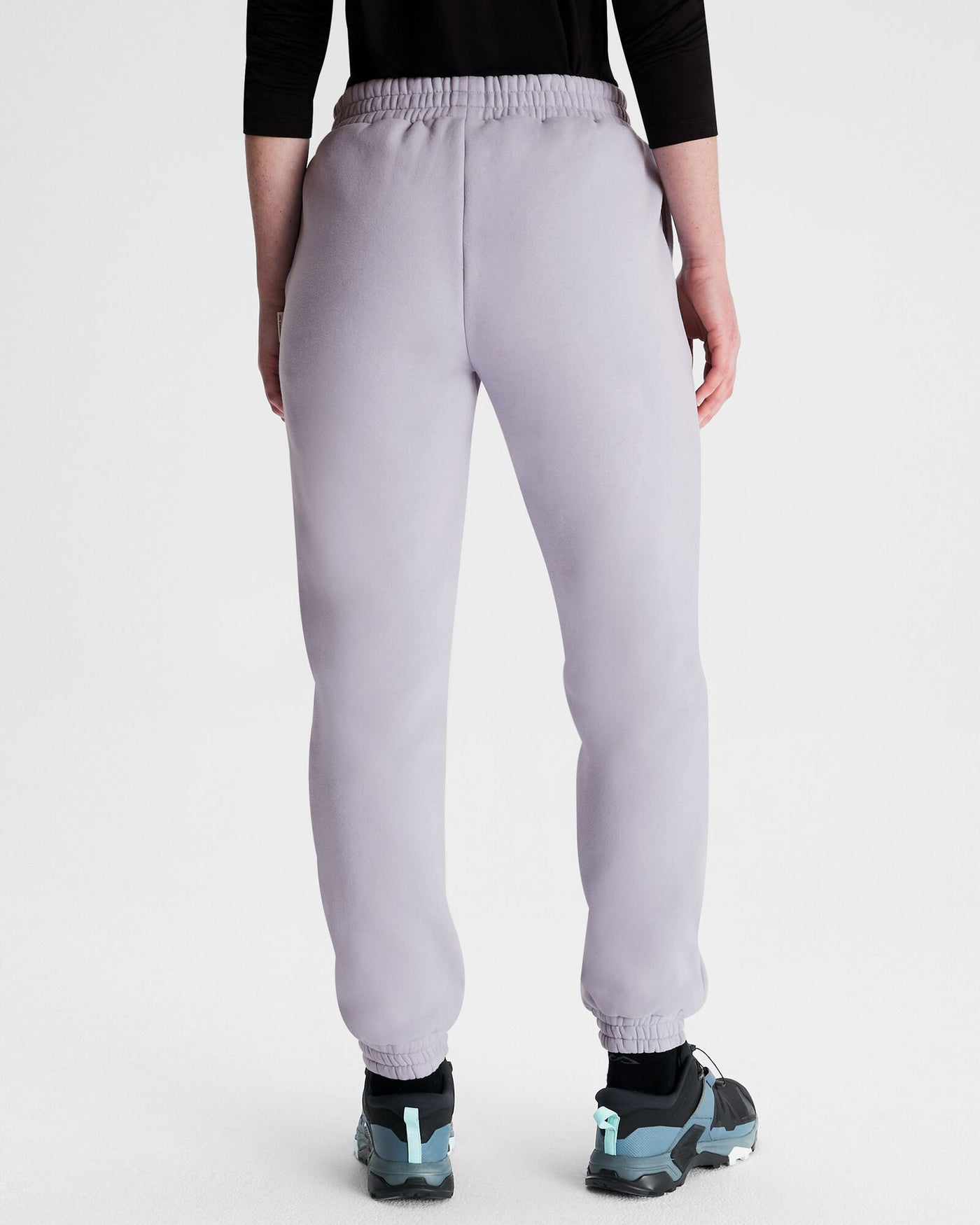 b0988_okq_logo_womens_heritage_bb_joggers__c_1744345990000