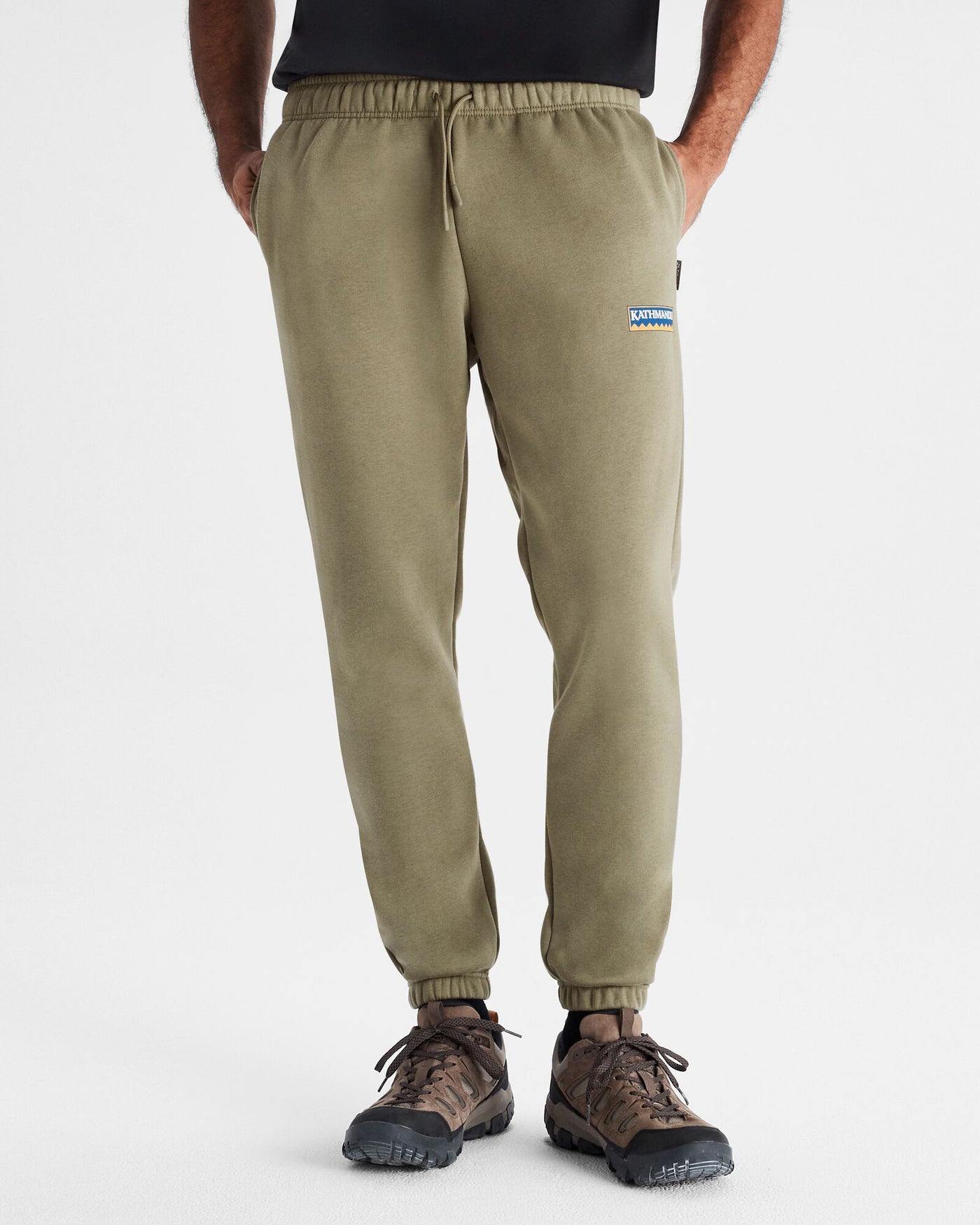 b0989_o4v_logo_mens_heritage_bb_joggers_a_1743632435000