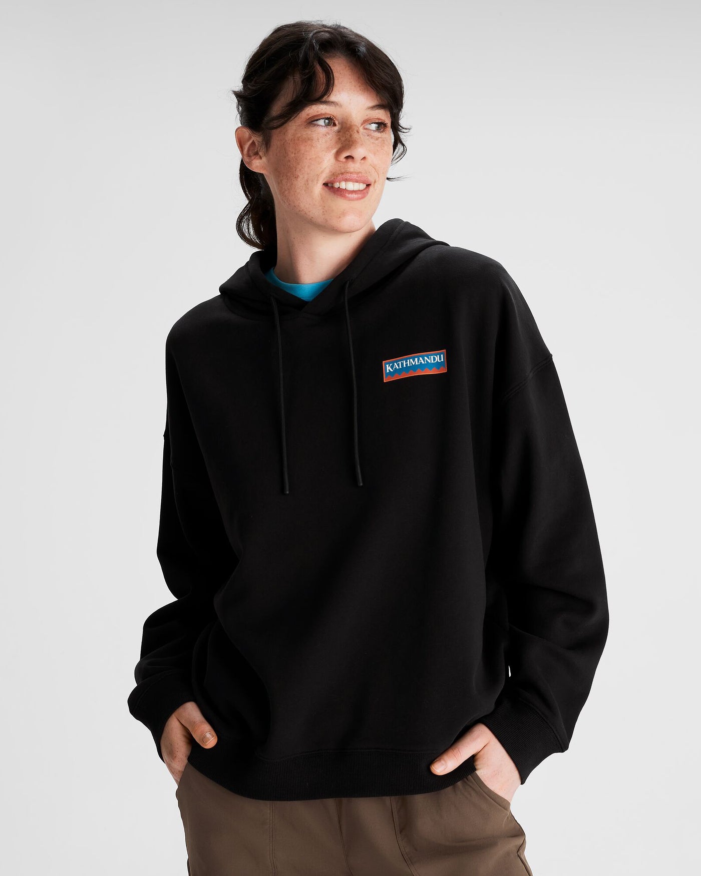 b1069_o4w_heritage_logo_womens_slouchy_lt_bb_hoodie_a_1744346293000