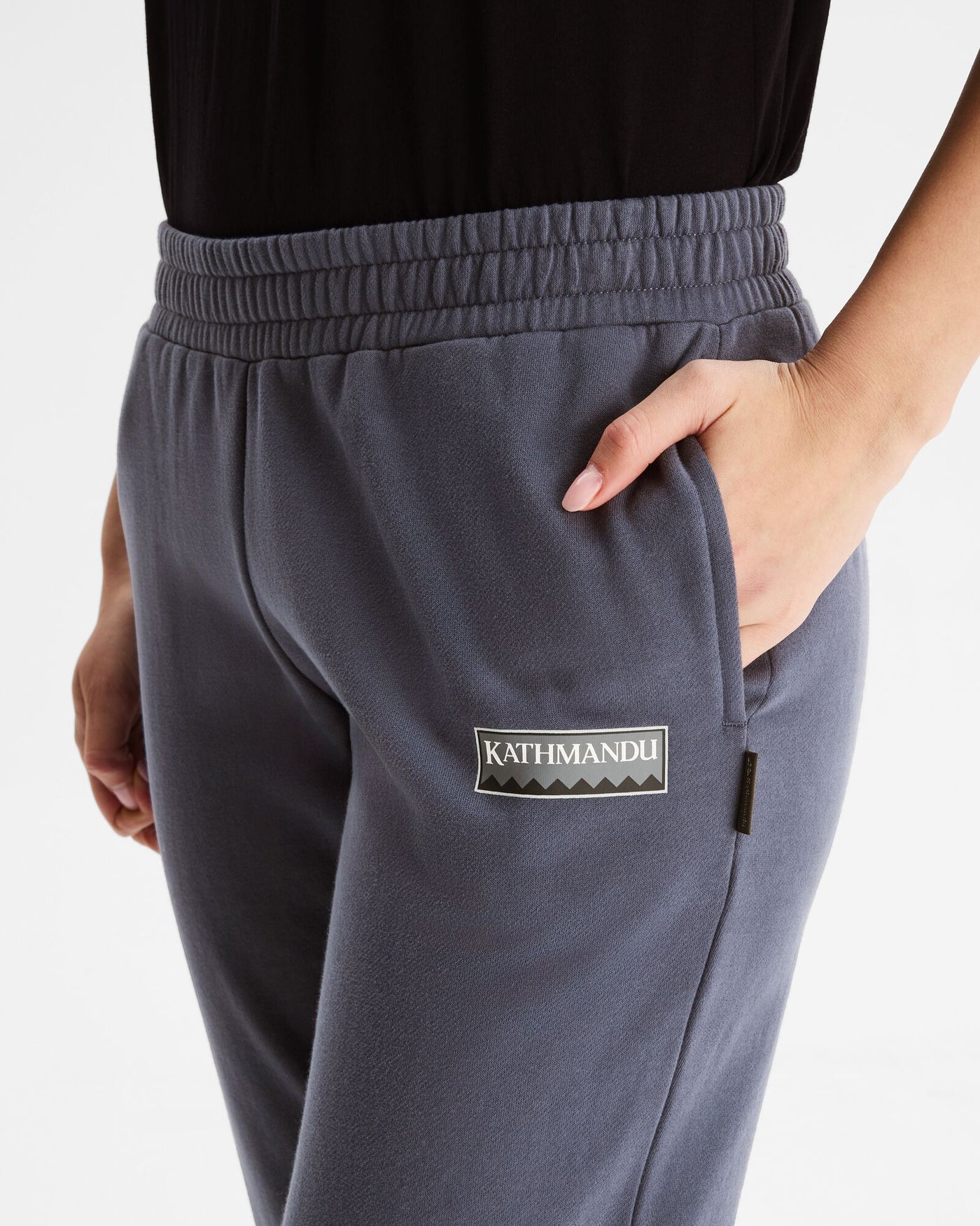 b1071_oji_heritage_logo_womens_slouchy_lt_bb_jogge_d_1744345919000