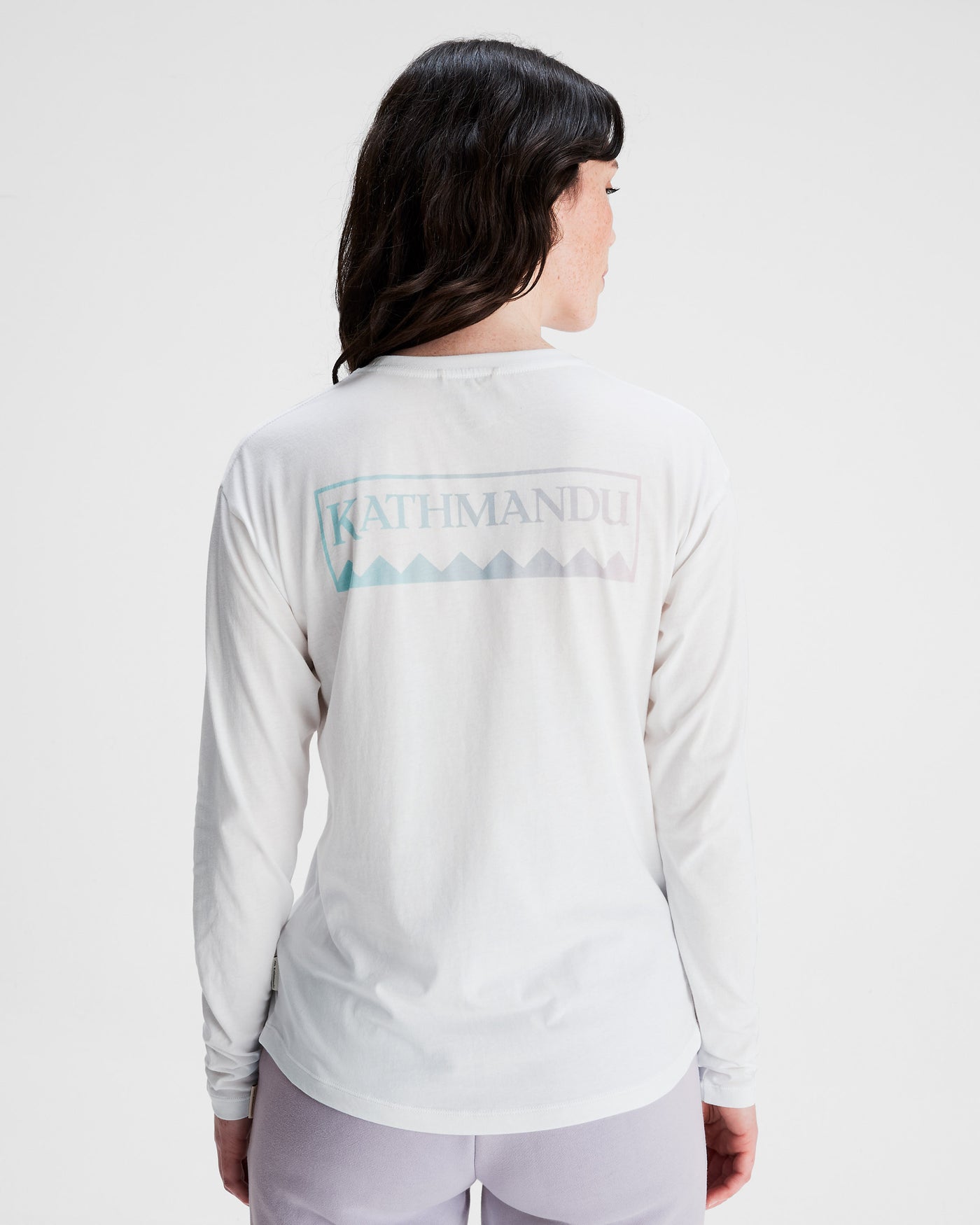 b1132_002_heritage_logo_womens_organic_cotton_long_sleeve_tee_c_1743731928000