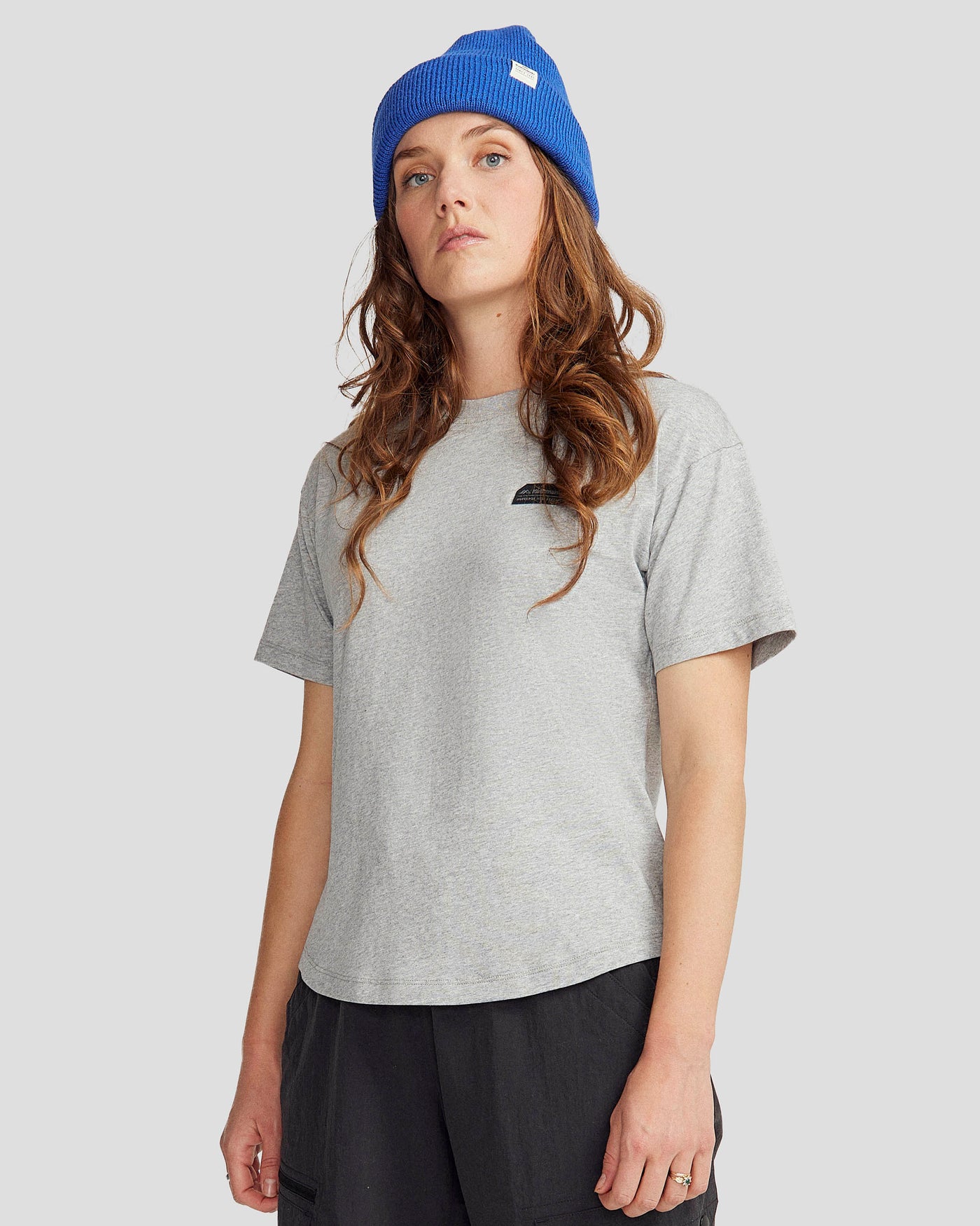 b1395_a54_womens_badge_organic_cotton_short_sleeve_te_a_1743629221000
