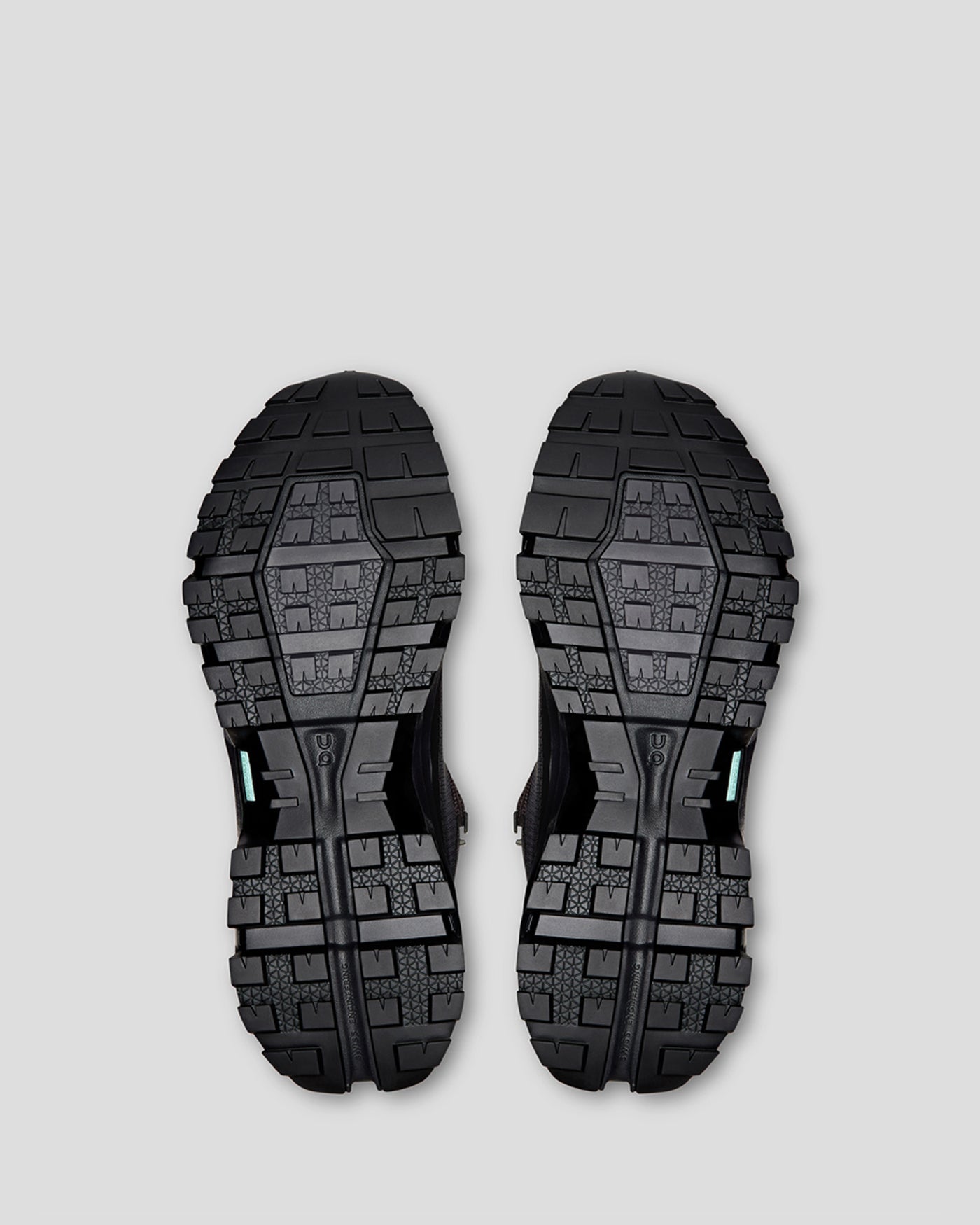 b1694_891_on_running_cloudrock_mid_wp_me_e_1743628822000