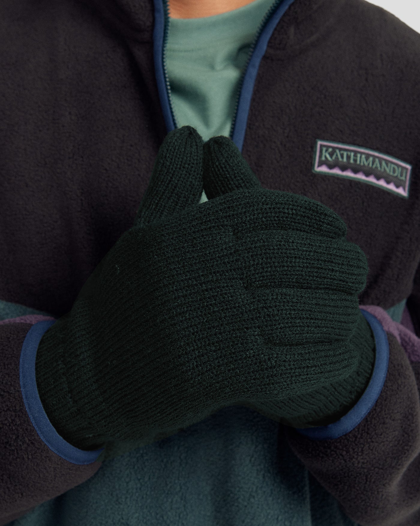 b1740_olh_s&d_fyfe_beanie_green_b_1745458776000